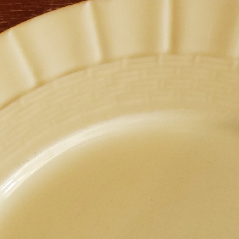 Martha Stewart MSE Basketweave Pale Yellow Dinner Plate 11"